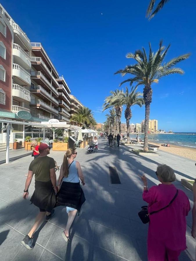 Beautiful Apartment Playa Del Cura Beach In Torrevieja Spain Exterior photo