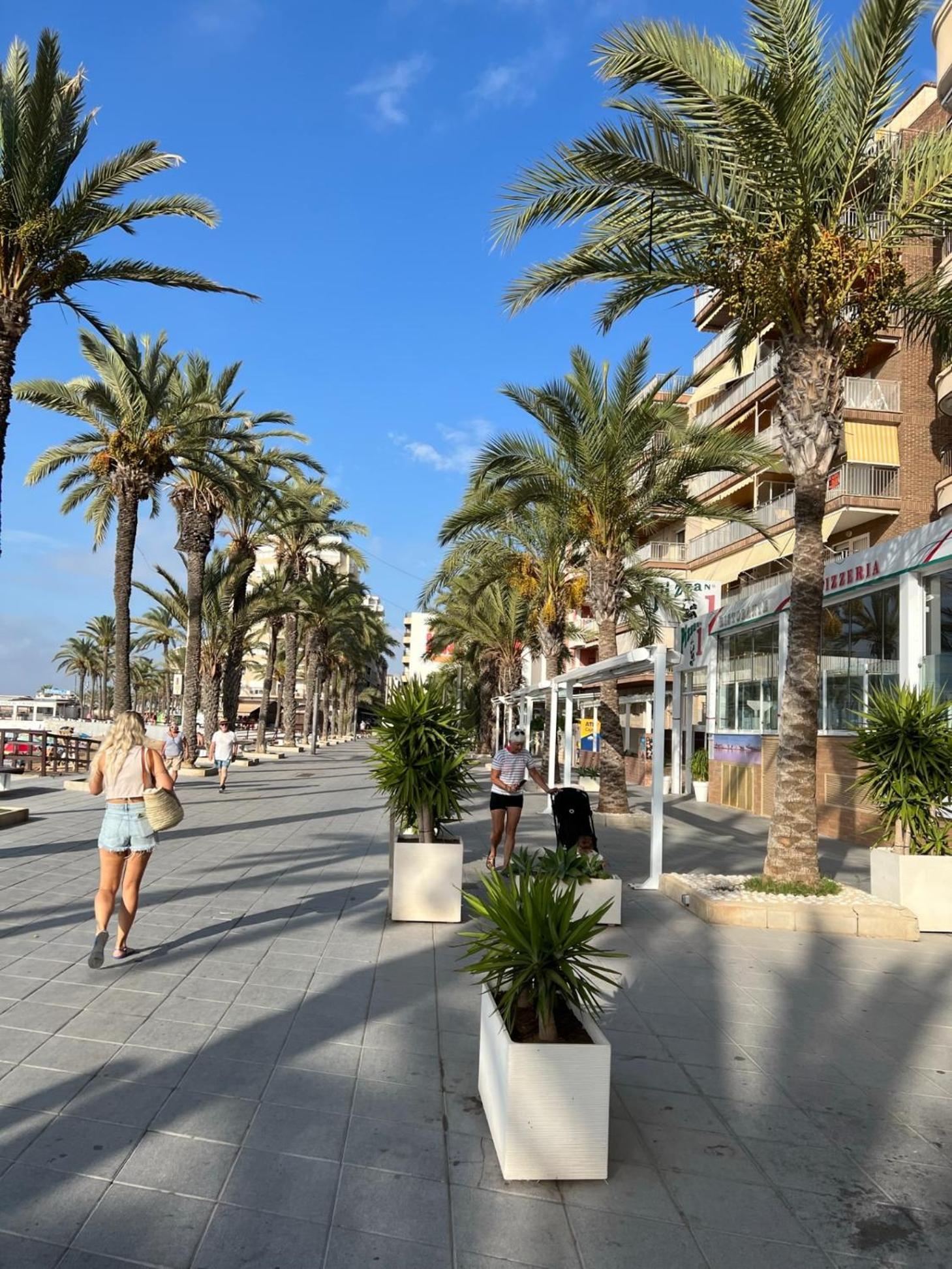 Beautiful Apartment Playa Del Cura Beach In Torrevieja Spain Exterior photo