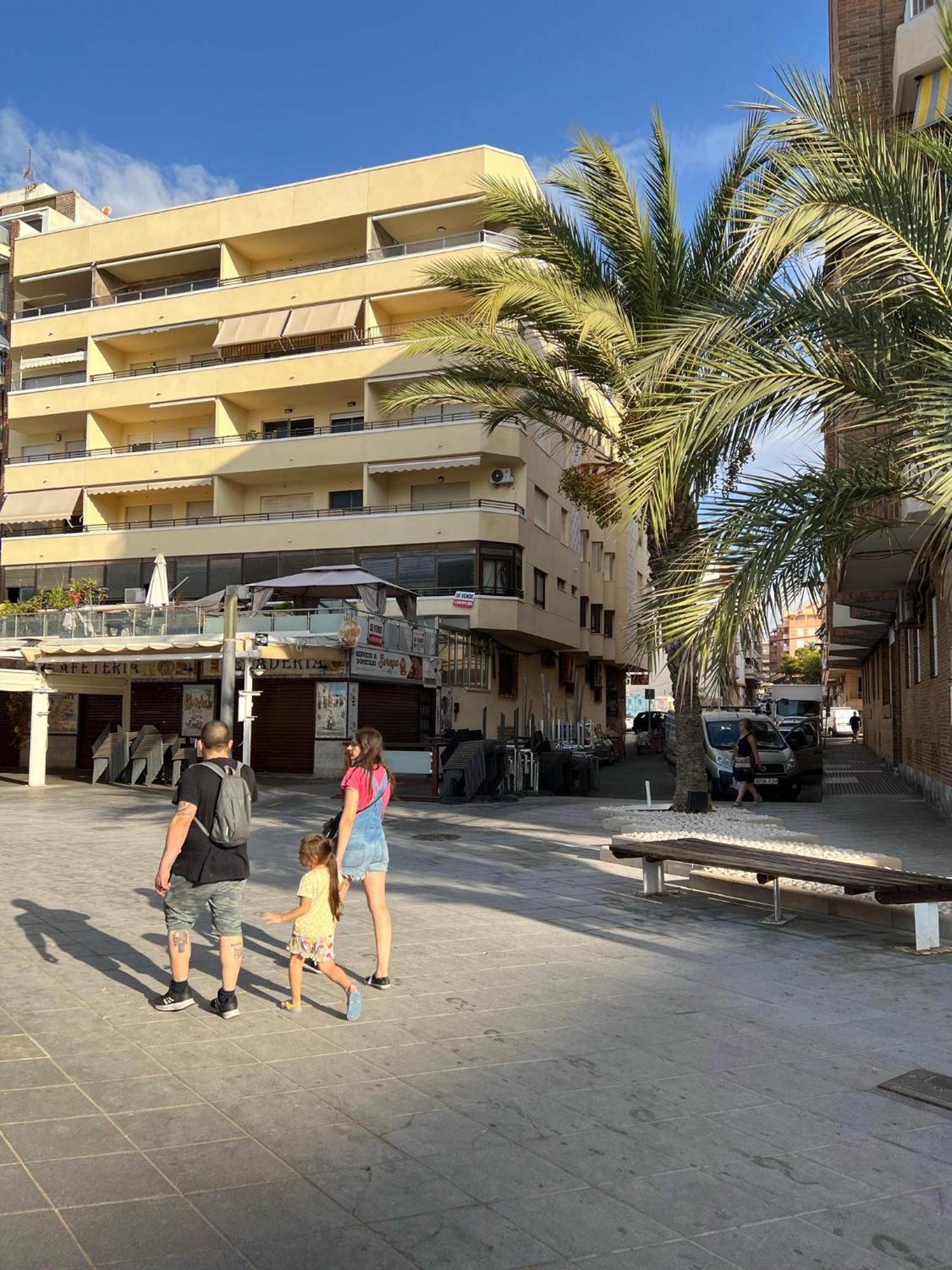 Beautiful Apartment Playa Del Cura Beach In Torrevieja Spain Exterior photo